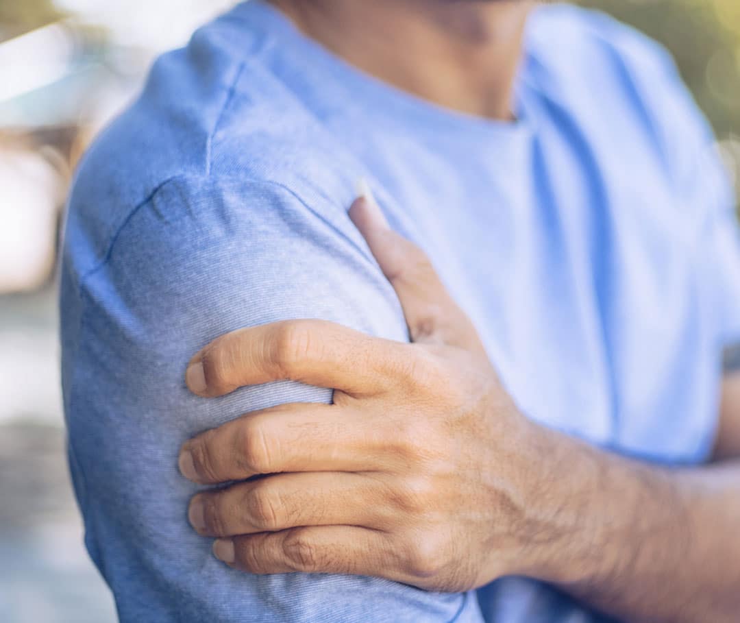 Shoulder pain relief PRP therapy san diego